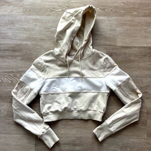 BuffBunny Wanderlust Cropped Hoodie-Size S